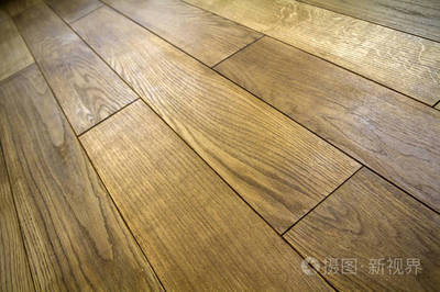 天然棕色紋理木地板 自然之美，家居之韻